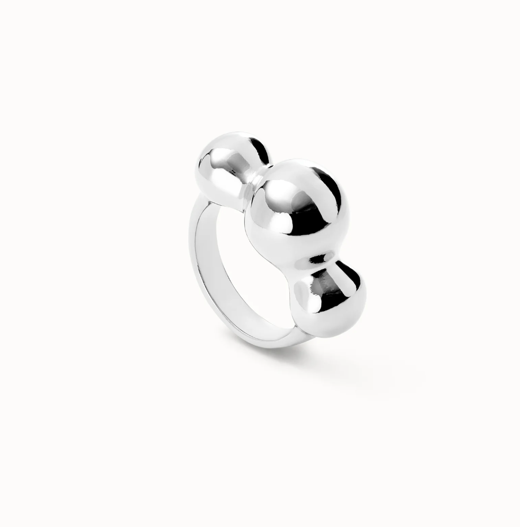 Anillo bañado en plata de ley y tres bolas centrales TALLA 15