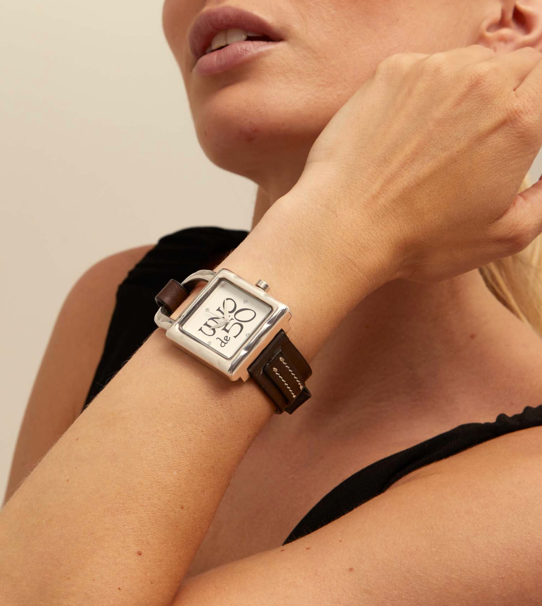 Reloj de mujer de piel y metal bañado en plata de ley