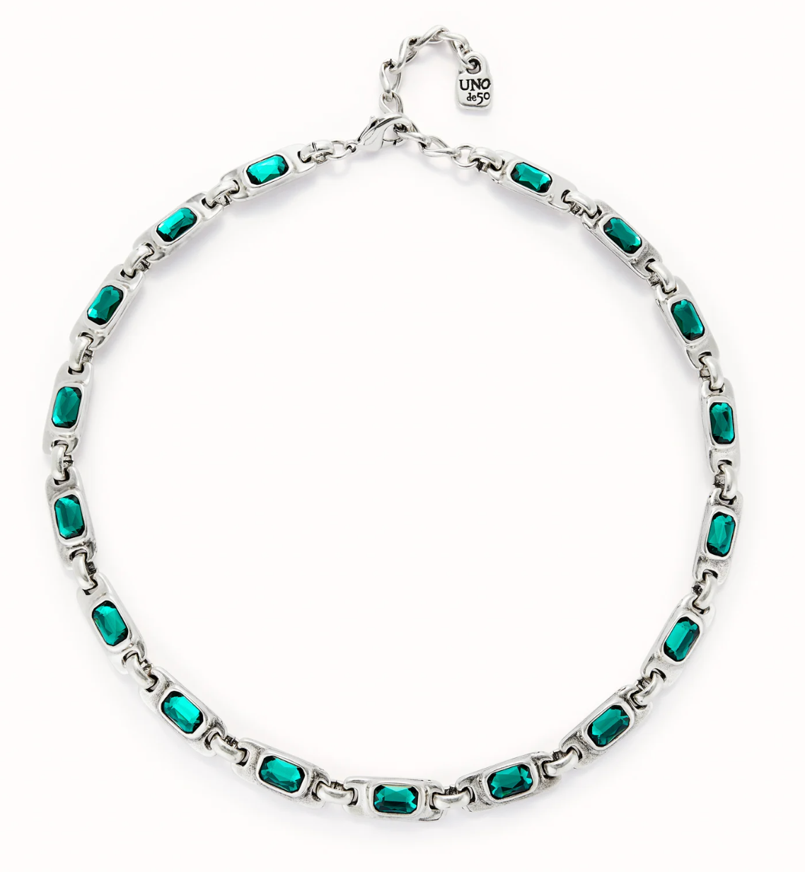 Collar bañado en plata de ley con cristales verdes