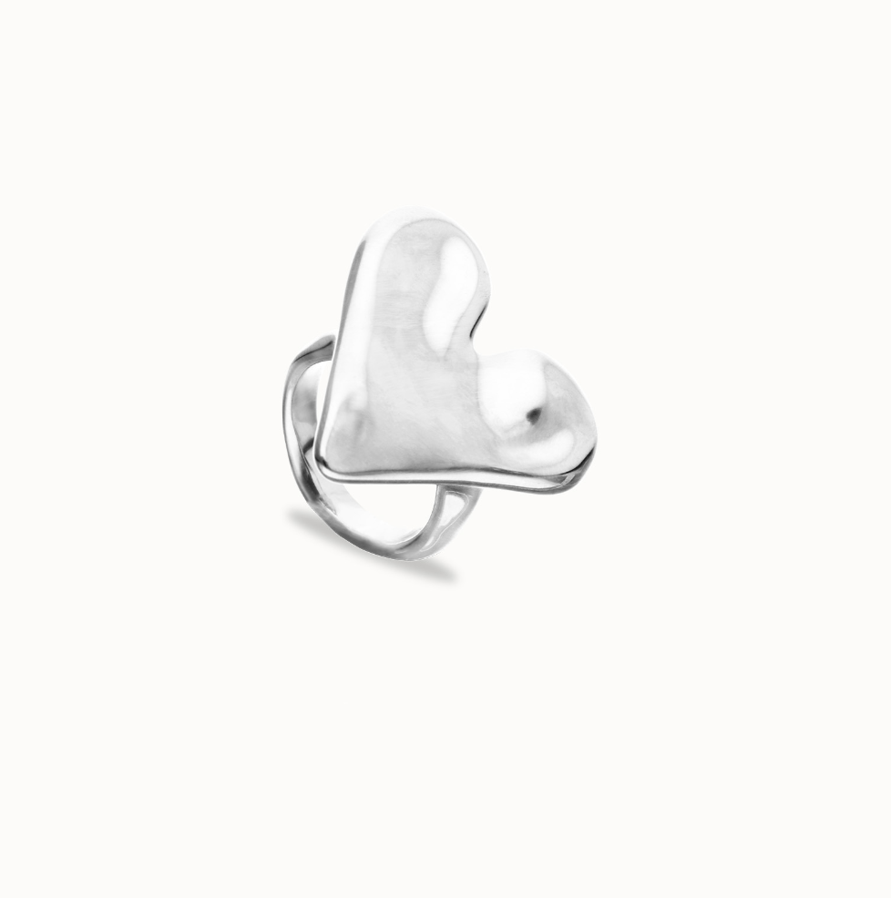 Anillo maxi bañado en plata de ley con forma de corazón TALLA 18