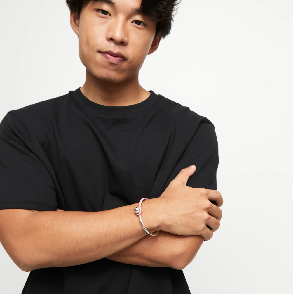 Pulsera semirígida bañada en plata de ley con cuero rosa PUL2551RSA