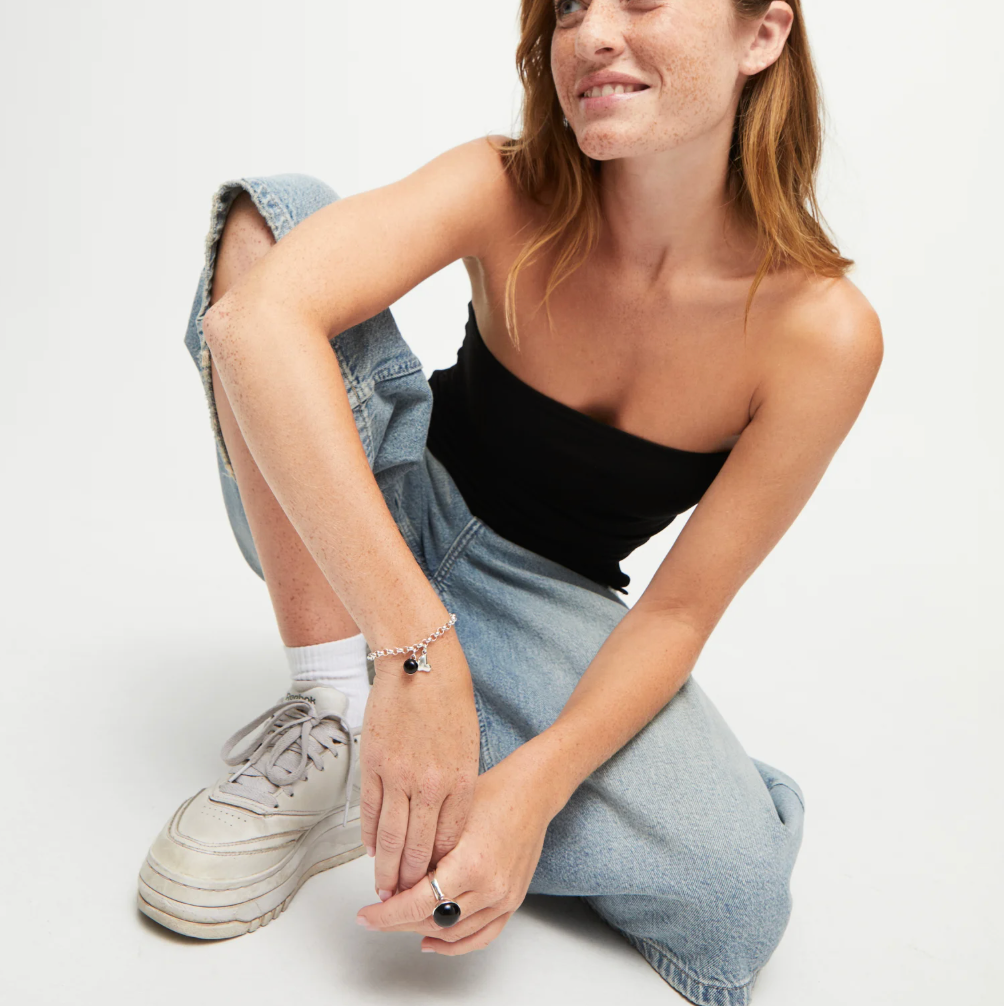 Pulsera cadena bañadas en plata de ley con charm corazón PUL2538NGR