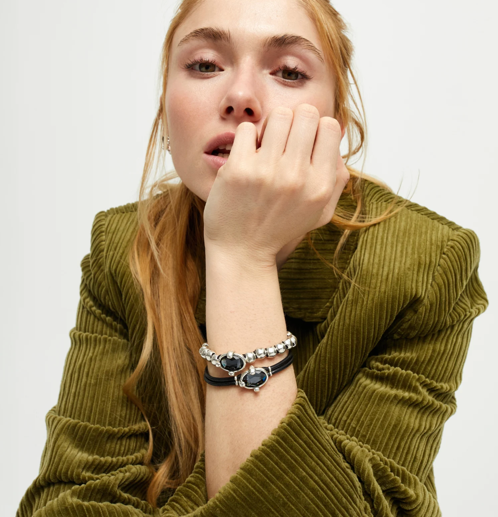 Pulsera de bolas bañada en plata con cristal facetado ovalado negro PUL2595NGR