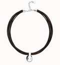 Collar de cuero con esfera grande bañada en plata de ley COL2046