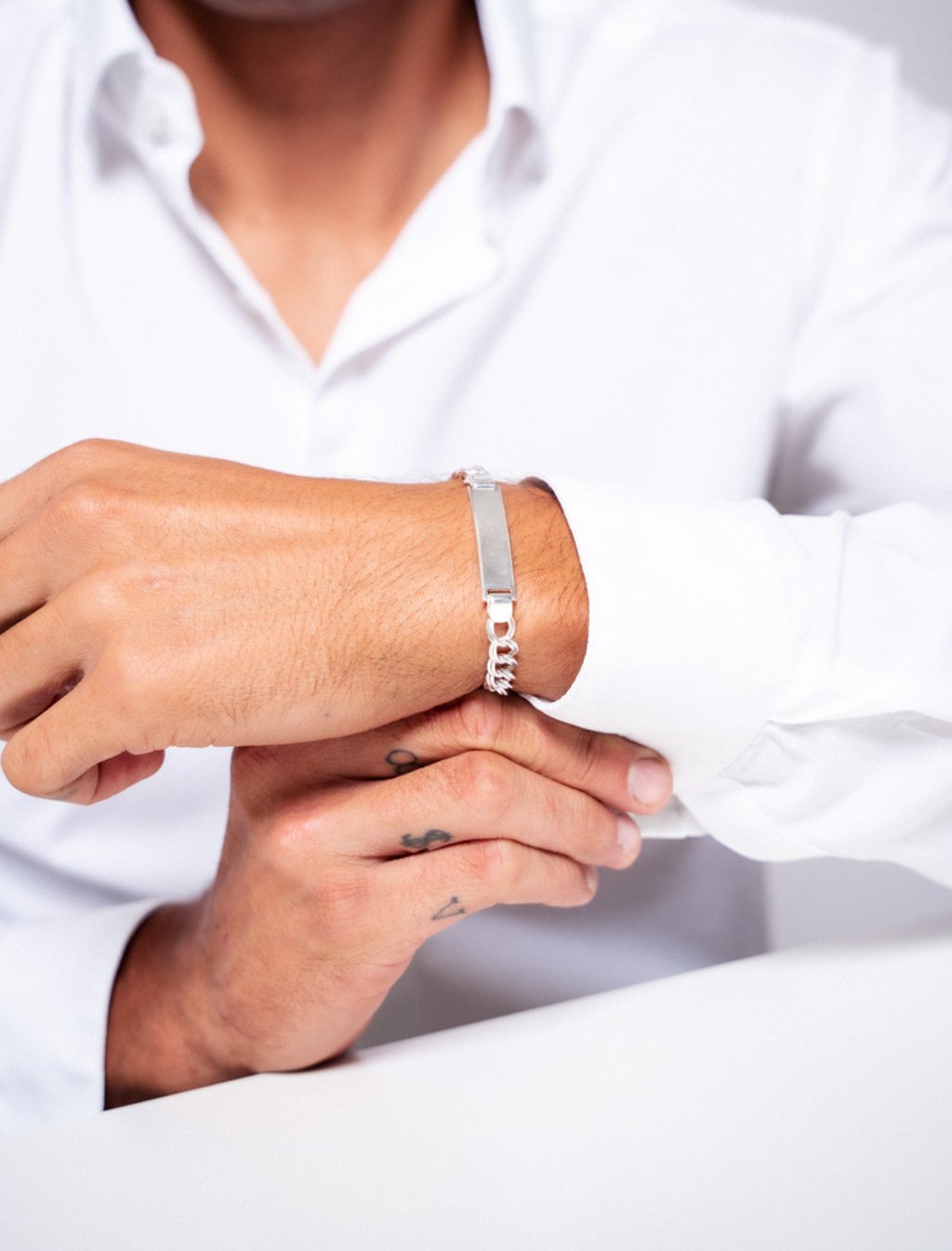 Pulsera esclava de plata de ley 925. 13-210046