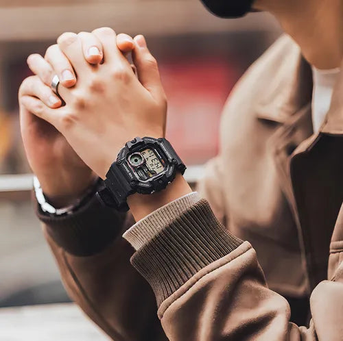 CASIO MAREAS WS-1700H-1AV