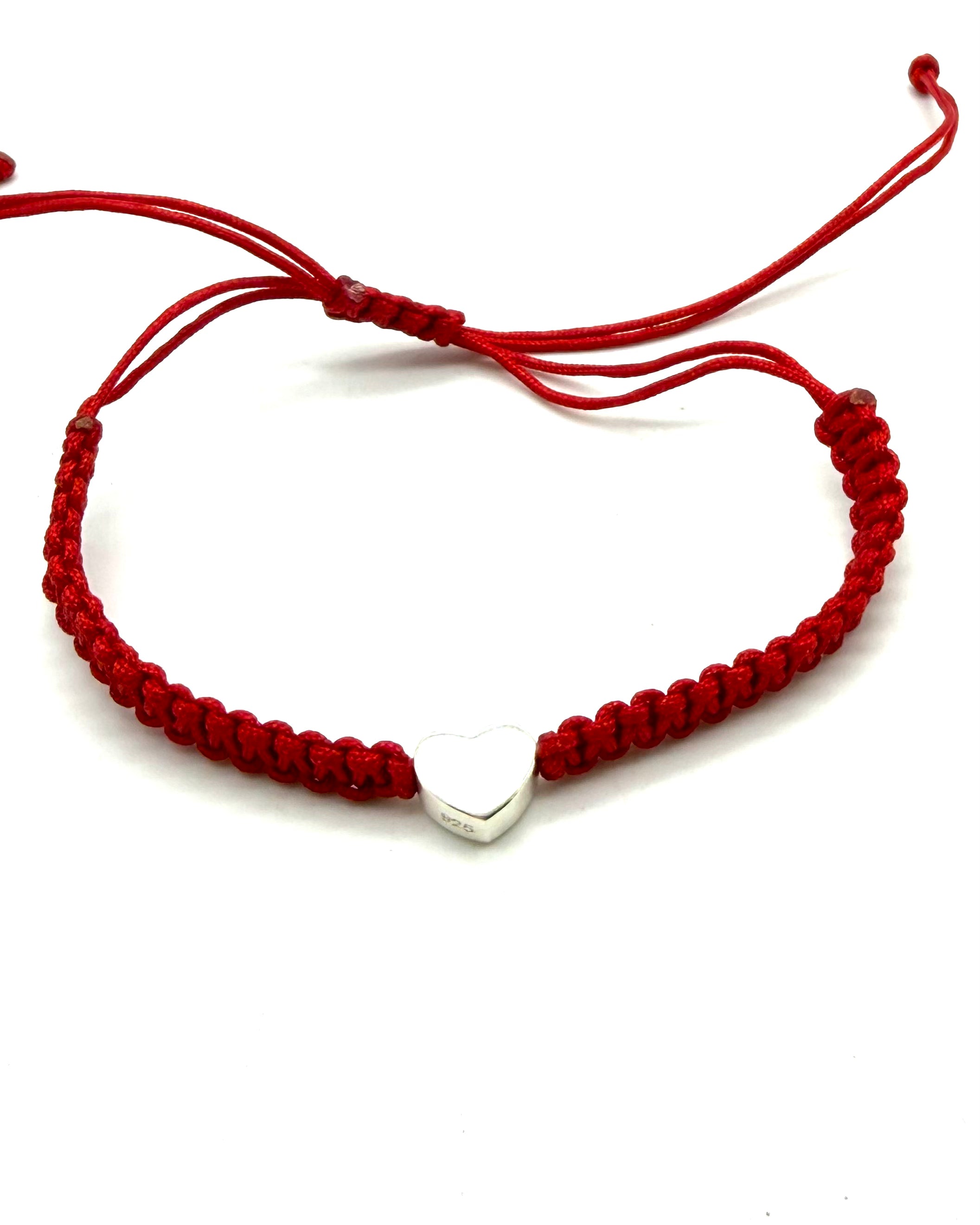 Pulsera CORAZON PLATA hilo rojo PUL72026
