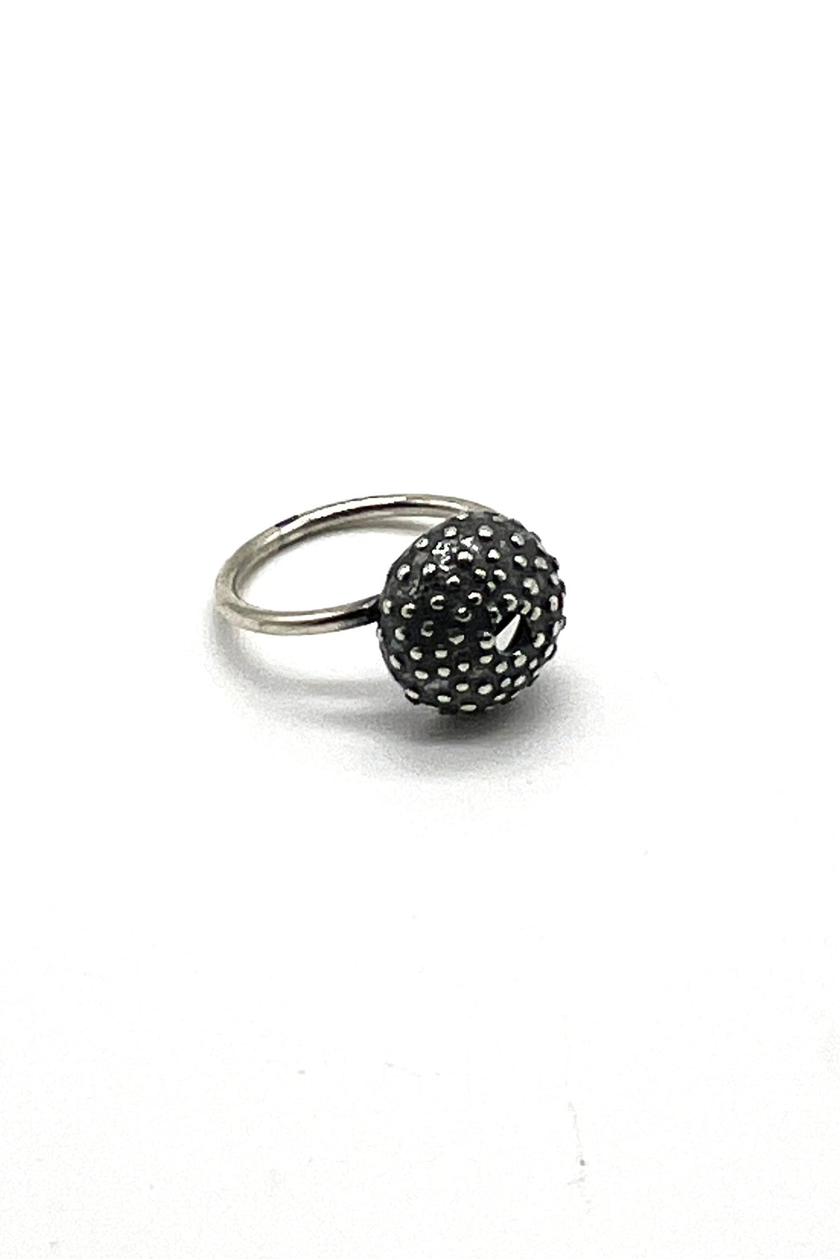Anillo Erizado