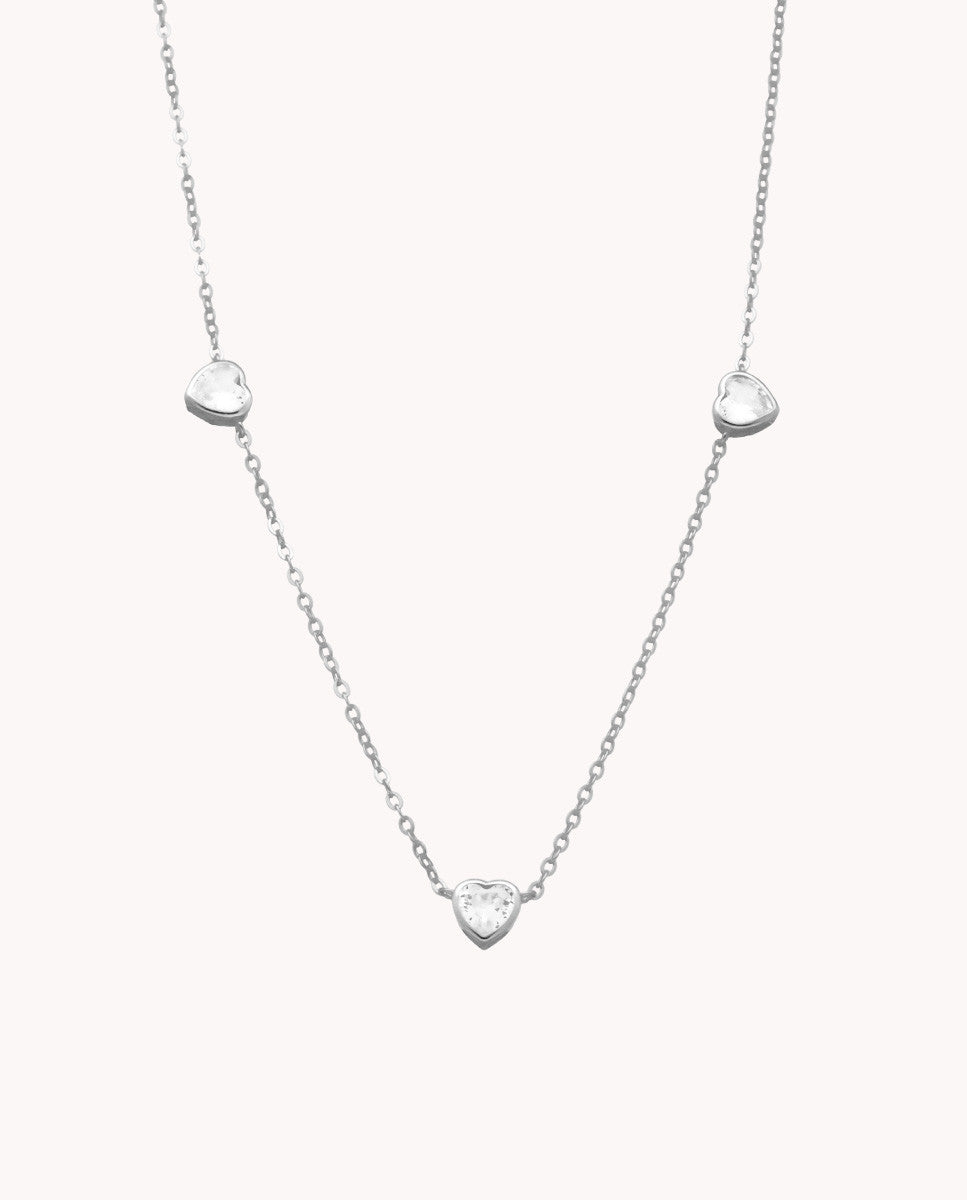Collar fino corazón de plata de ley 925 bañada en rodio 01-8052
