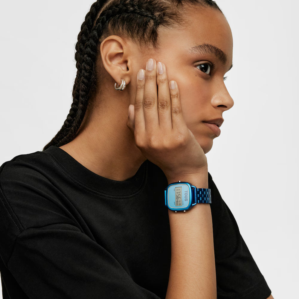 Reloj Tous digital con brazalete de aluminio en color azul D-Logo