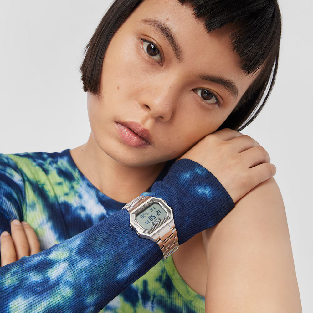 Reloj Tous digital con brazalete de acero Emerald