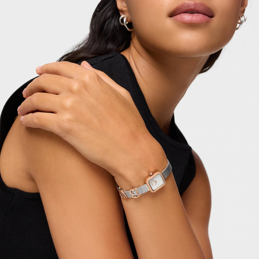 Reloj Tous analógico con brazalete de acero con motivo, acero rosado y esfera de nácar ICON TIME CHARMS