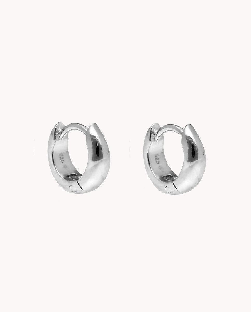 Pendientes de aro de plata de ley 925 bañada en rodio. 58-3231