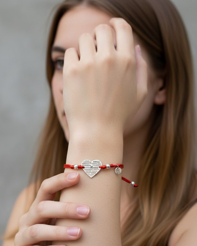 CHAPA CORAZON 25x20 mm CON HILO DE COLOR ROJO