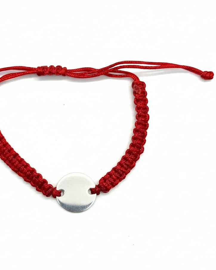 Pulsera de hilo rojo con chapa de Plata de 15 mm